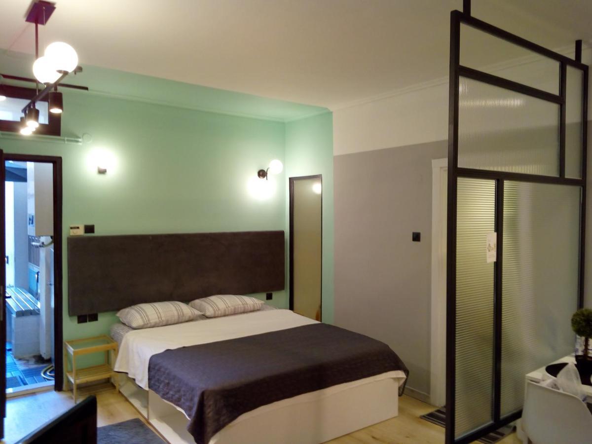 Agias Sofias Square Stunning Suite Tessalónica Exterior foto