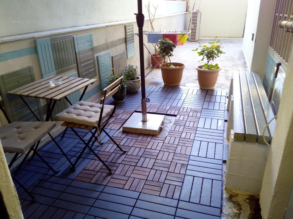 Agias Sofias Square Stunning Suite Tessalónica Exterior foto